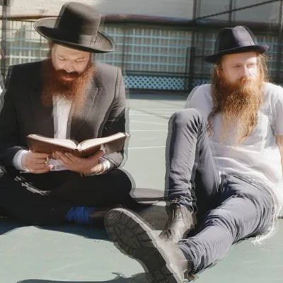 עטיפת השיר "Brighter"